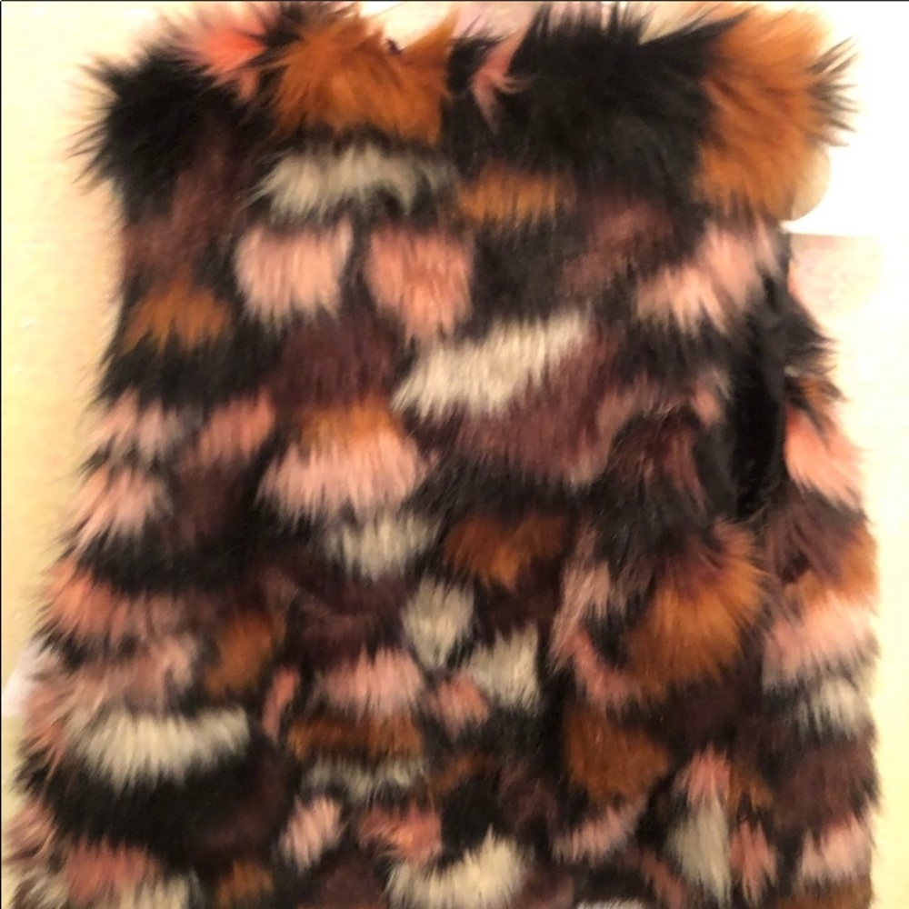 Say What Faux Fur - Picture 2 of 6